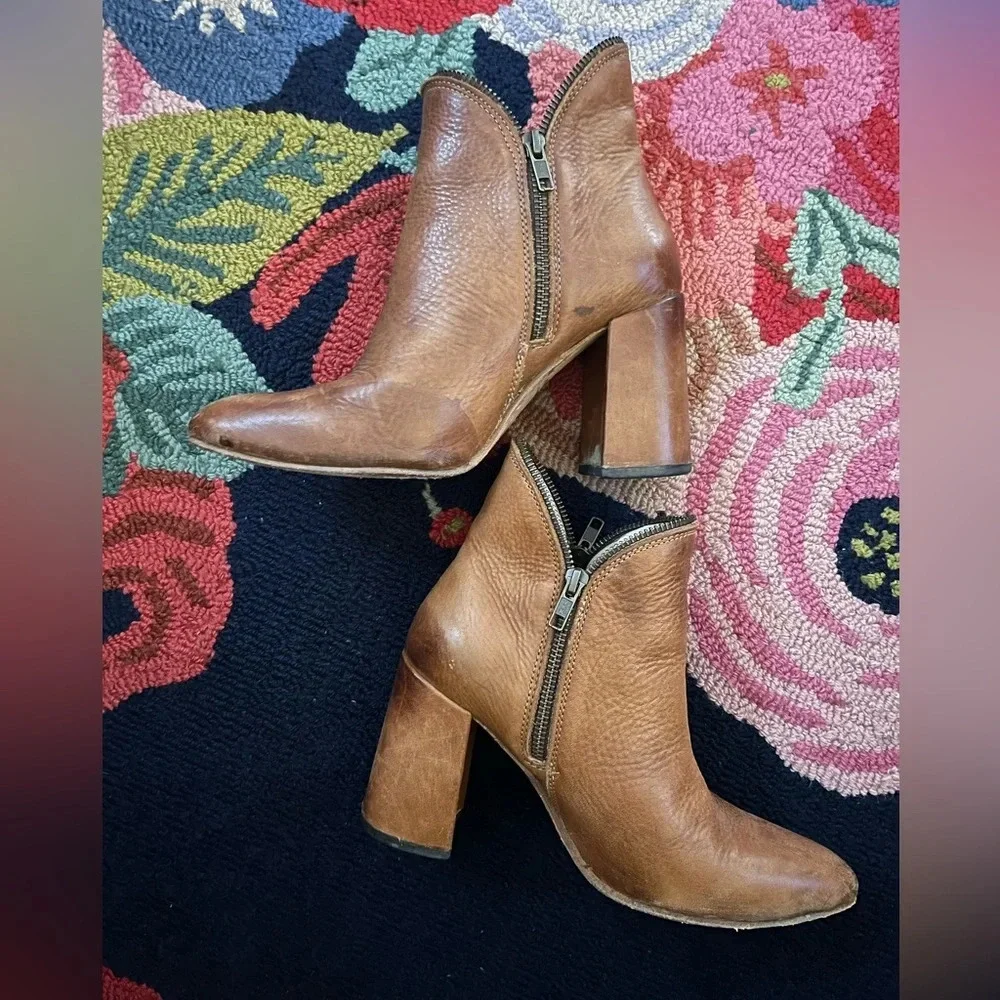 Freebird by Steven Jaleesa in Cognac - Picture 12 of 12